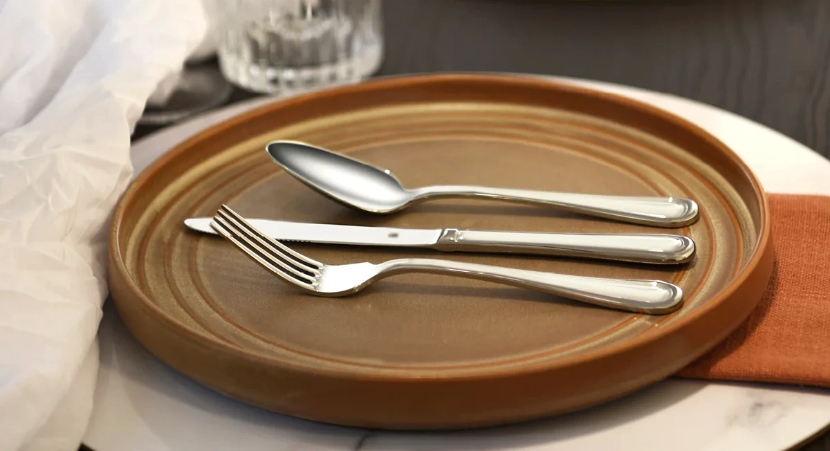 Oscar Cutlery from TableKraft 