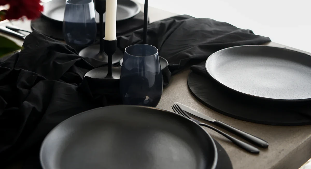 TABLEKRAFT Soho Ink Cutlery Collection